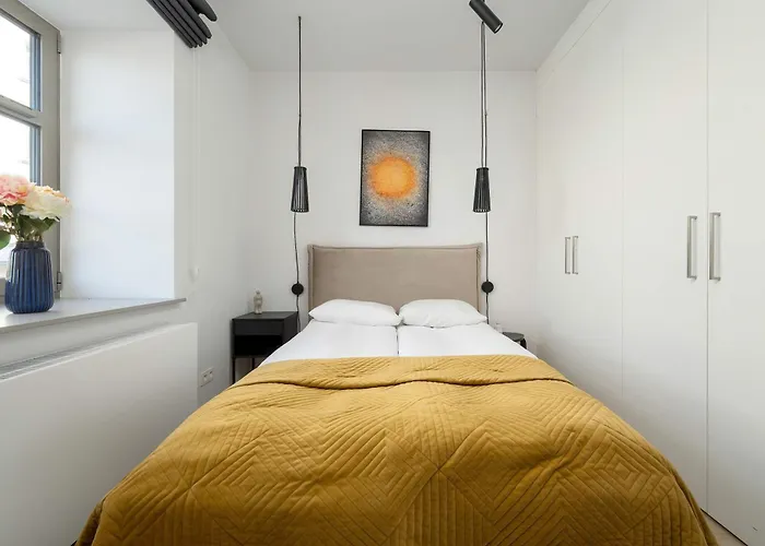 Cosy Ideal For Remote Working On Slodowa Island Breslavia