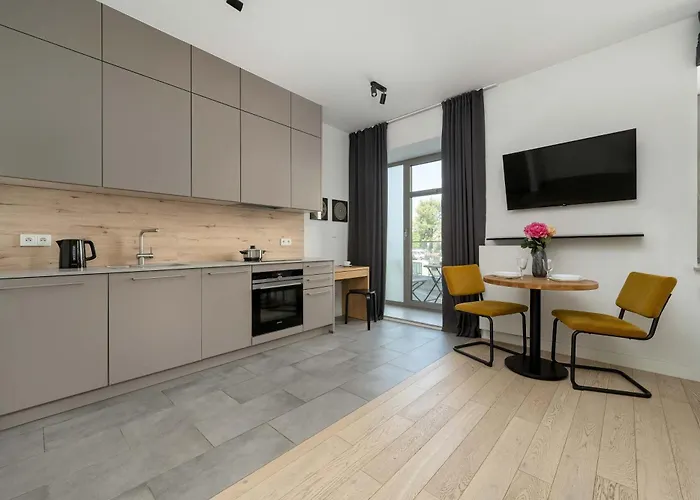 Cosy Ideal For Remote Working On Slodowa Island * Vratislav