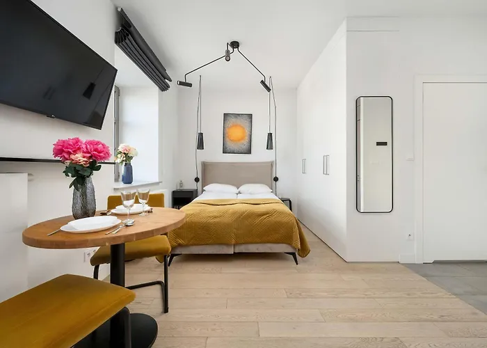 Cosy Ideal For Remote Working On Slodowa Island * Vratislav